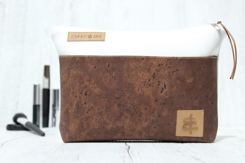 Kosmetiktasche Natur Kork D.Y.E.D.B.R.O.W.N. // weiß