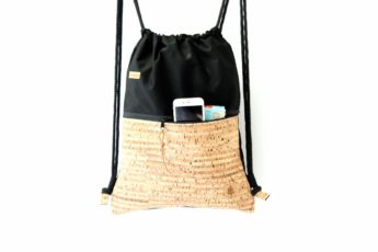 Rucksack aus Baumwolle mit Zip Reißverschluss Tasche aussen aus Kork leder