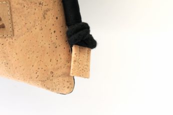 Turnbeutel aus Baumwolle mit Zip Reißverschluss Tasche aussen aus Kork leder