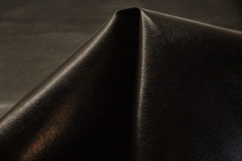 Kunstleder // schwarz, glänzend 1 Stk. 25x50 cm #6