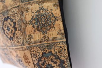Shopper mit zwei Aussentaschen aus Kork Leder
