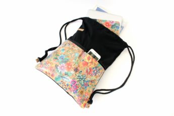 Rucksack und Handytasche im Set