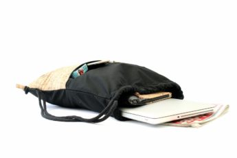 Rucksack und Handytasche im Set