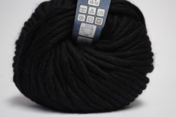 Wolle STRICKEN schwarz