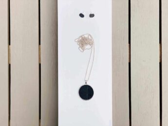 Schmuck leder schwarz