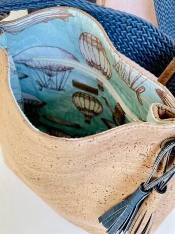 June bag brown inside