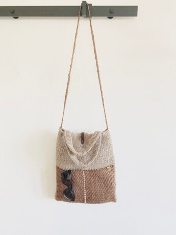 tote-bag-stricken-taupe-braun-schultergurt