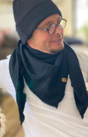 Herrenmütze schwarz