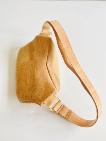 Bauchtasche aus nachhaltigen Materialien